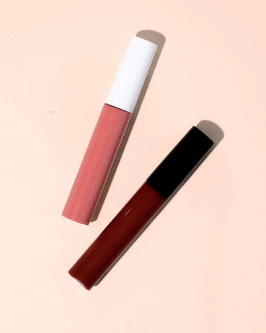 0.27oz / 8ml lip gloss tube with applicator